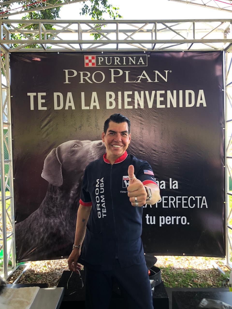 Víctor Rosado, el destacado Grommer canino en República Dominicana 