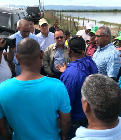 Gabinete agropecuario inspecciona zonas afectadas por huracán María