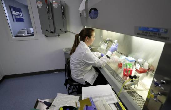 EEUU: estudian vedar cosm&eacute;ticos ensayados en animales
