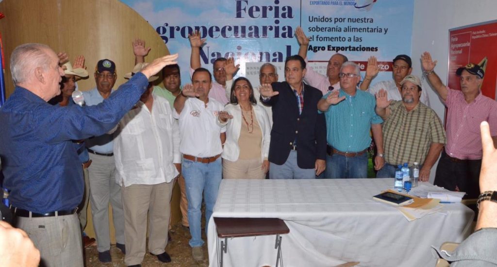 Gana Ren&eacute; Columna como presidente del Patronato Nacional de Ganaderos
